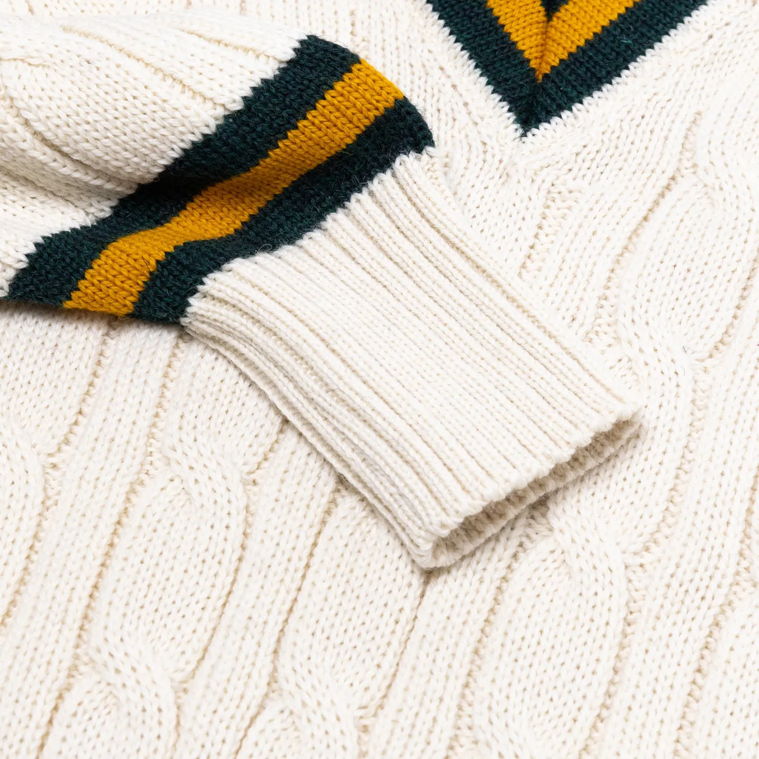 Fox Brothers x MJ: Original Cricket Pullover "Fox Club" aus britischer Wolle