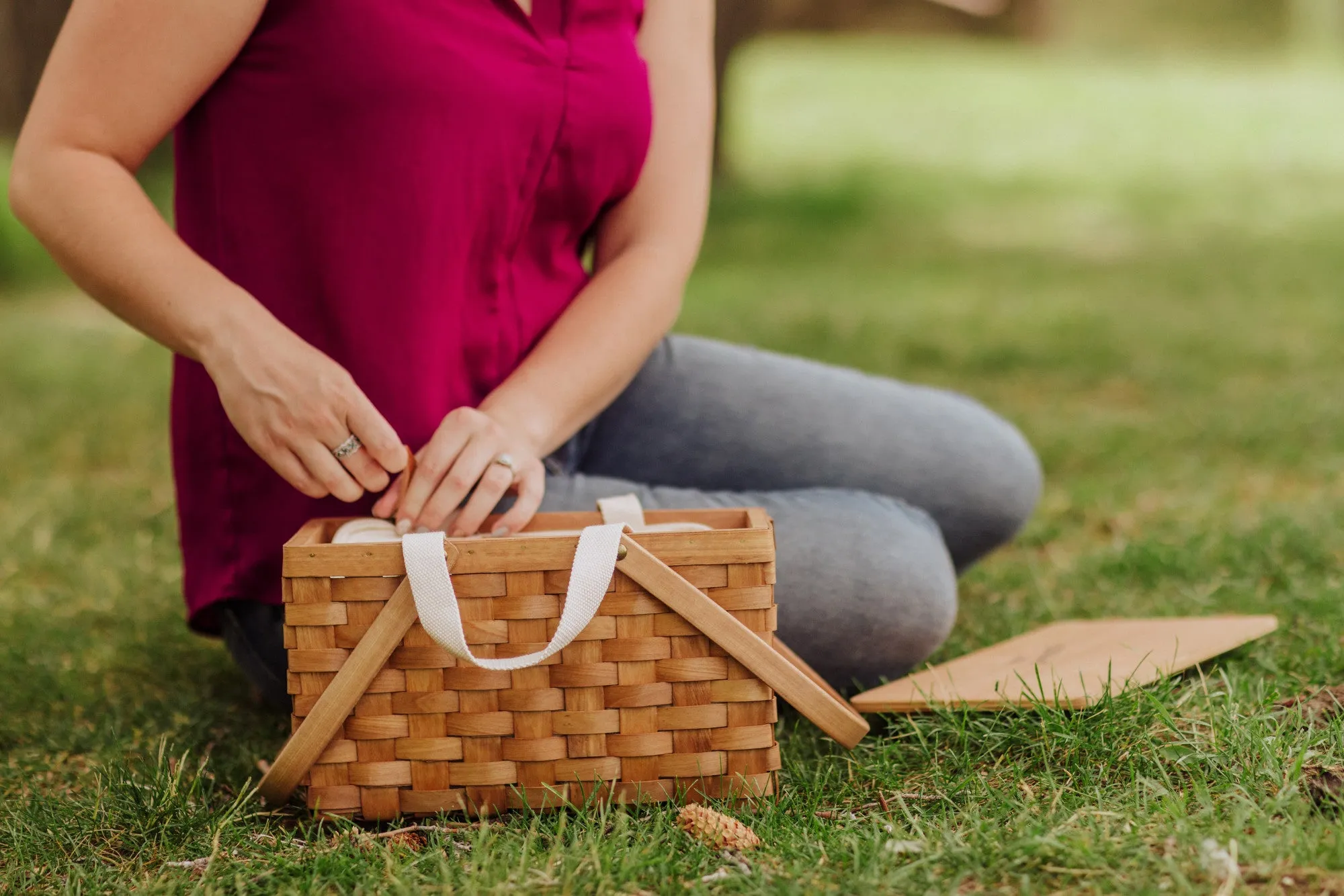 Georgia Tech Yellow Jackets - Poppy Personal Picnic Basket