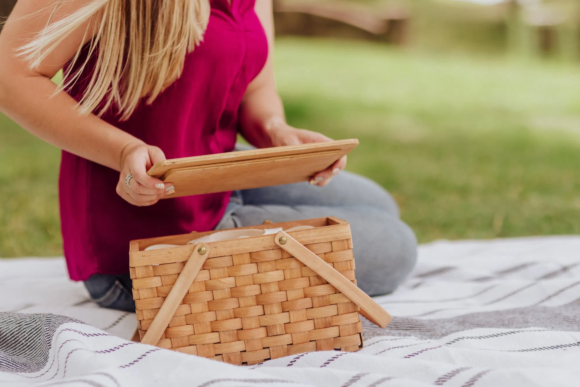 Georgia Tech Yellow Jackets - Poppy Personal Picnic Basket