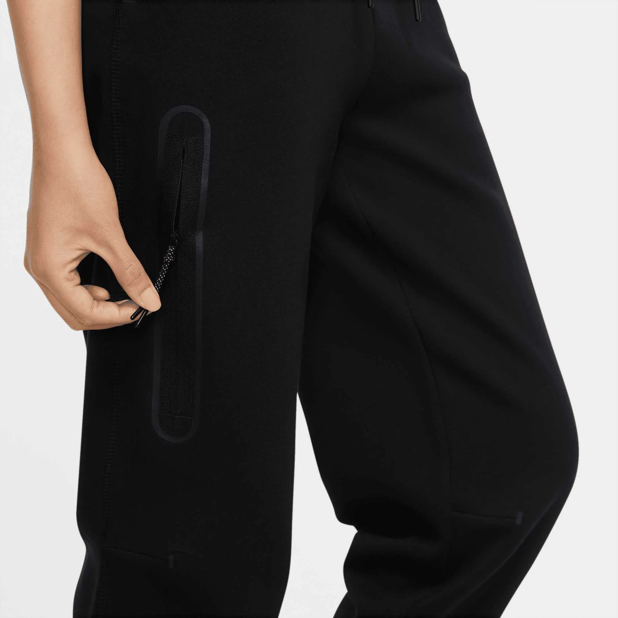 Nike Women's Tech Fleece Black Jogger