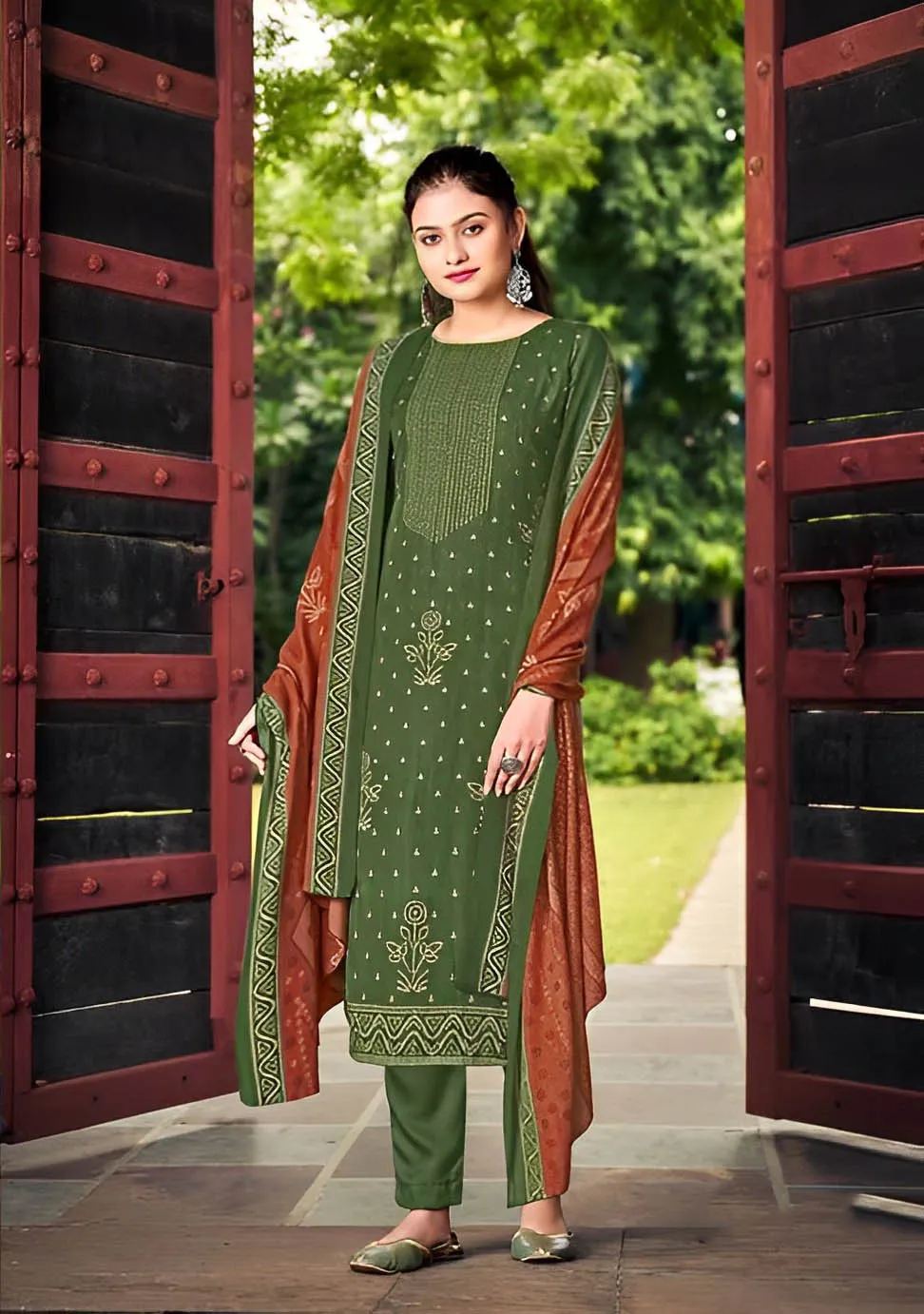 Printed Green Pashmina Unstitched Winter Suits Set